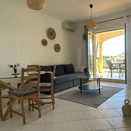 La Giralda Apartman *